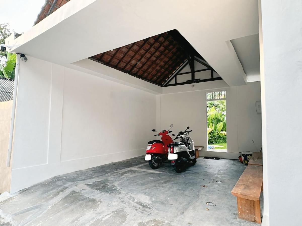 Amerta Villa Seminyak Buitenkant foto