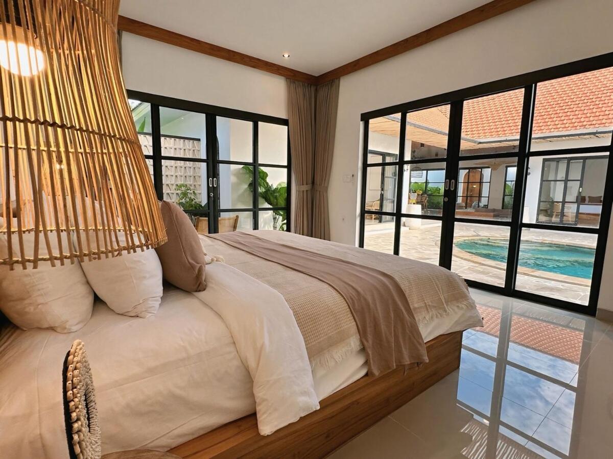 Amerta Villa Seminyak Buitenkant foto