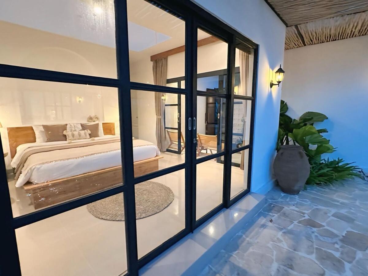 Amerta Villa Seminyak Buitenkant foto