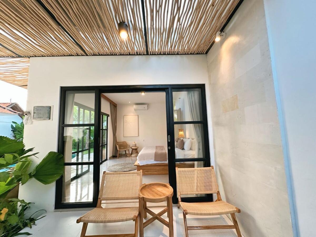 Amerta Villa Seminyak Buitenkant foto
